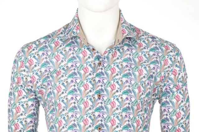CAMISA EDEN VALLEY CON HOJAS VERDES Y ROSAS
