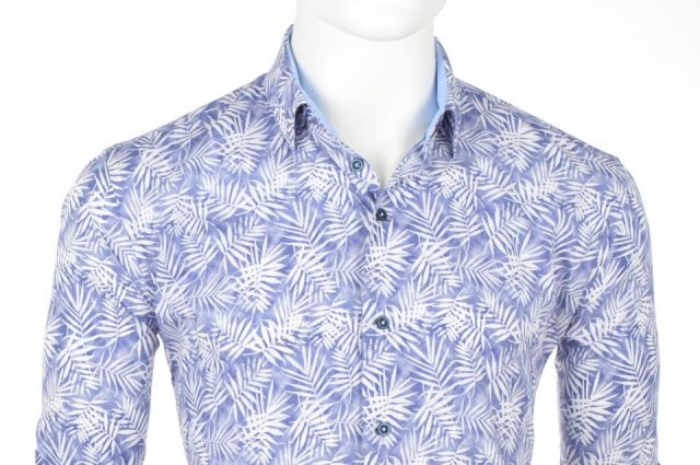 CAMISA EDEN VALLEY AZUL CON HOJAS BLANCAS