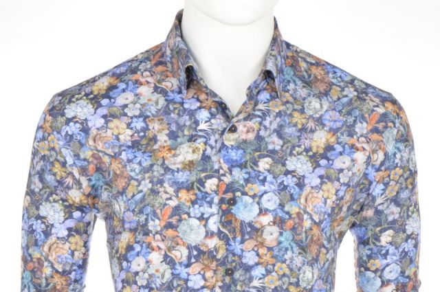 CAMISA EDEN VALLEY AZUL CON FLORES